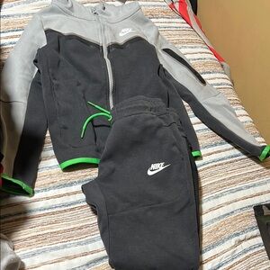 Nike Black and Gray Matching Jogger Set